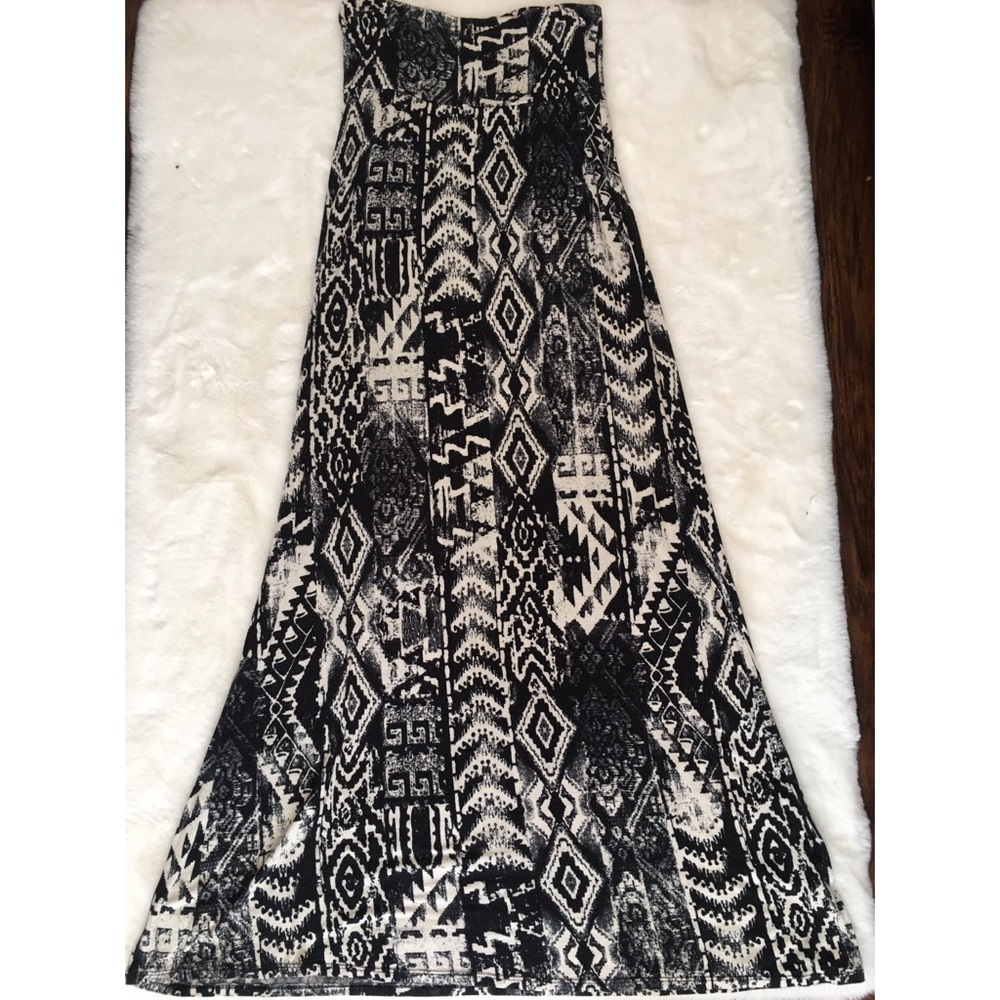 White & Black Maxi Skirt